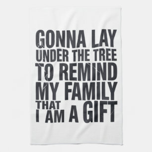 Weihnachten wird unter dem Weihnachtsbaum der Fami Geschirrtuch