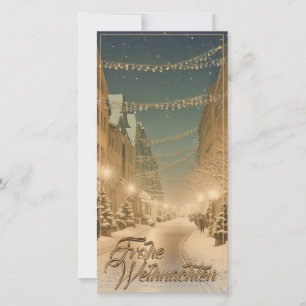 Weihnachtlich verschneite Straßen einer Innenstadt