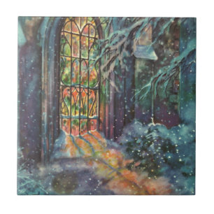 Weihnachtliche alte Kirche mit Bleiglasfenster Fliese