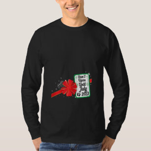 Weihnachtliche Schwangerschaftsankündigung für Fra T-Shirt