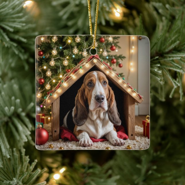 Weihnachts-Baseball in einem Doghouse Keramikornament (Baum)