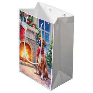 Weihnachts-Boxer-Kunst am festlichen Kamin Mittlere Geschenktüte