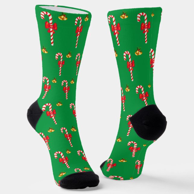 Weihnachts Candy Cane Muster auf Green Socken (Gewinkelt)