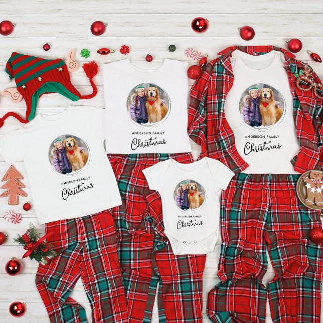 Weihnachts Custom Pet Hund Foto Familienurlaub T-Shirt (Von Creator hochgeladen)
