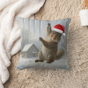 Weihnachts-Eichhörnchen hängt an einem Eiszapfen Kissen