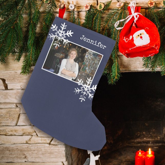 Weihnachts-Foto Navy Blauer Schneeflocken Kleiner Weihnachtsstrumpf (Distressed Rustic Snowflake design that can be personalized with a  photo and name monogram.)