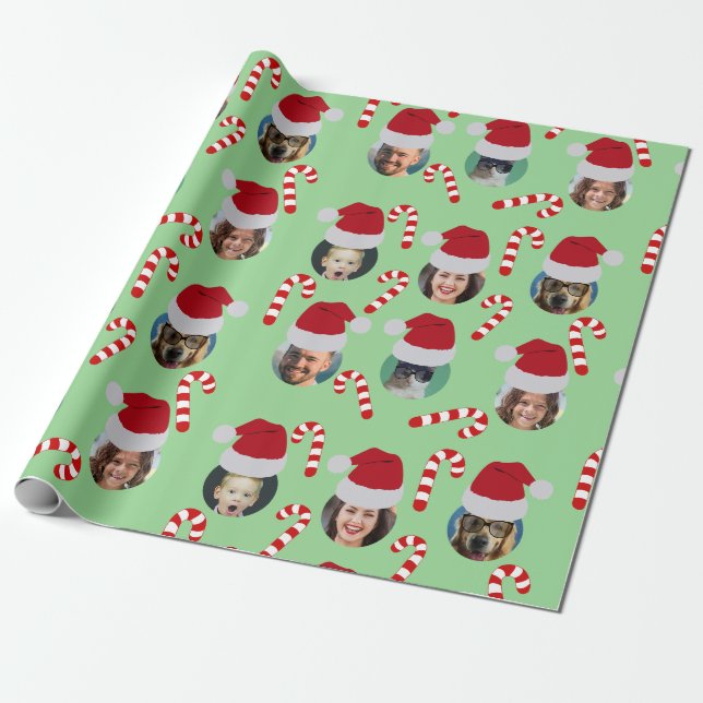 Weihnachts Funny Family Foto Weihnachtsmannmützen Geschenkpapier (Ungerollt)