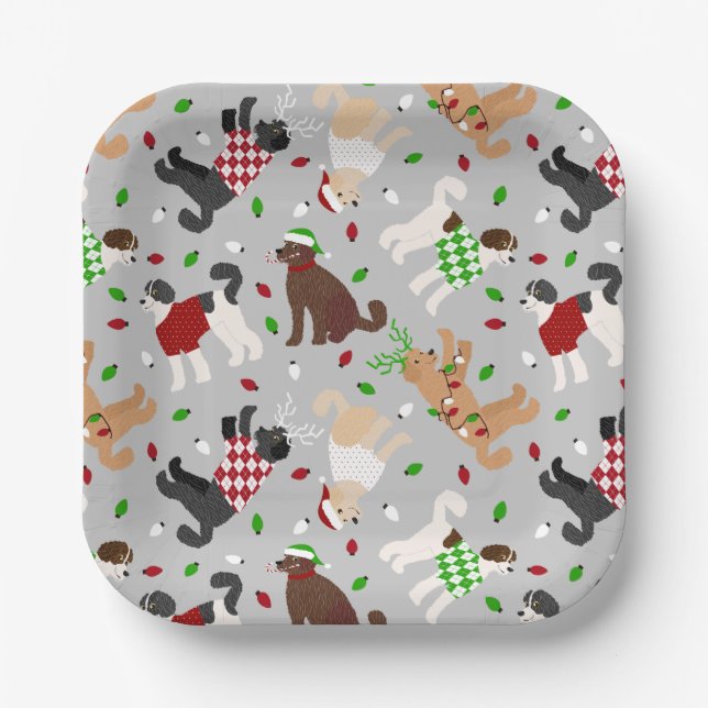 Weihnachts-Goldendoodle-Labradoodle-Teller Pappteller (Vorderseite)