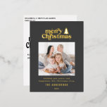 Weihnachts-Grafik-Foto Folien Feiertagspostkarte<br><div class="desc">Einfachste Weihnachts Grafik Typografie Foto Urlaubskarte. Mit modernem handgezeichneten Text und Bäumen.</div>