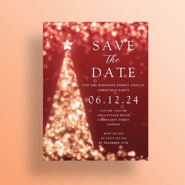 Weihnachts-Party Save the Date Gold Tree Glam Red Ankündigungspostkarte (Christmas Party Save The Date Gold Tree Glam Red Announcement Postcard)