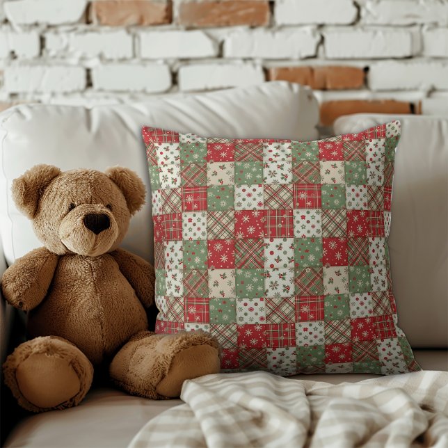 Weihnachts-Patchwork grün rotes Muster  Kissen (Von Creator hochgeladen)