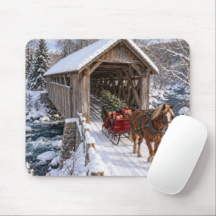 Weihnachts-Pferdeschlitten mit überdachter Brücke Mousepad