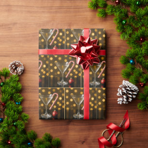 Weihnachts-Schleifen-Haken an einem Martini-Glas Geschenkpapier