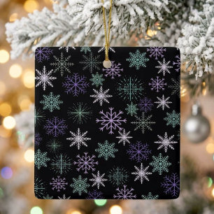 Weihnachts-Schneeflocken-Muster Schwarz Lila Mint Keramikornament