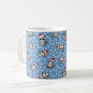 Weihnachts-Waschbären und Schneeflocken auf Blau Kaffeetasse