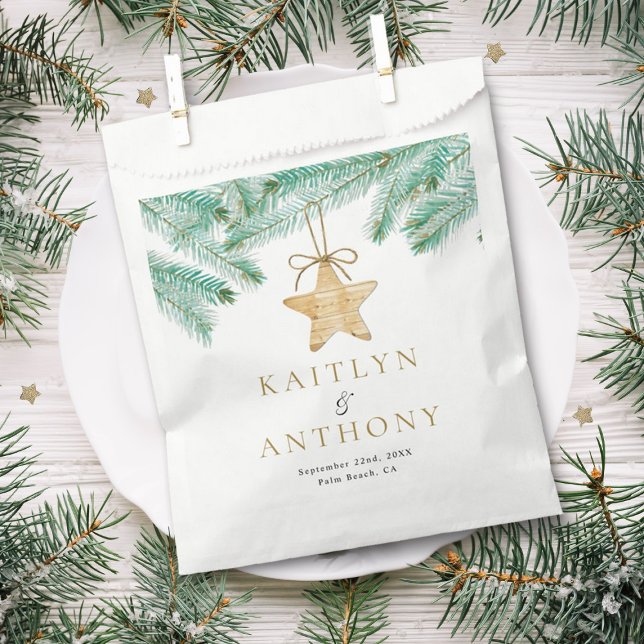 Weihnachts-Weihnachtsfeier mit Aquarellkiefern Geschenktütchen (Von Creator hochgeladen)