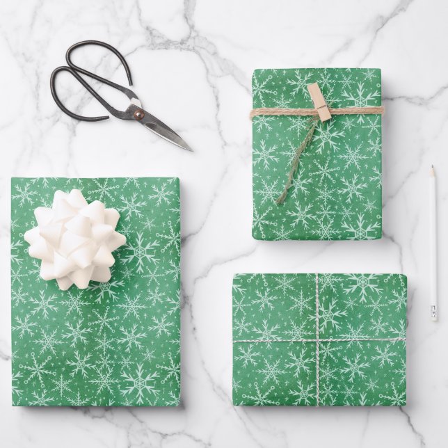 Weihnachts-Winterschneeflocken fallen grün Geschenkpapier Set (Vorderseite)