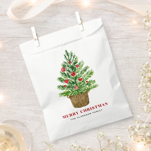 Weihnachtsbaum auf einem Wicker Basket Weihnachtsf Geschenktütchen (Ausgeschnitten)