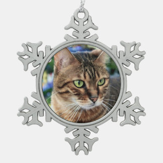 Weihnachtsbaum-Hintergrund-bengalische Schneeflocken Zinn-Ornament