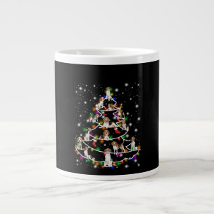 Weihnachtsbaum im Beagle mit leuchtendem Licht bed Jumbo-Tasse