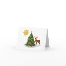 Weihnachtsbaum mit Rentiergeschenken und goldenem 