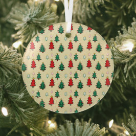 Weihnachtsbaum mit sternenüberragenden nahtlosen M Ornament Aus Glas