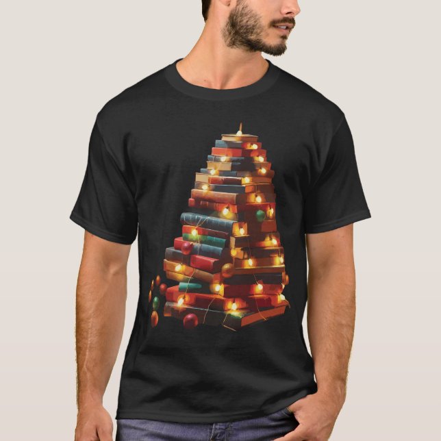 Weihnachtsbaum mit String Lights T-Shirt (Vorderseite)