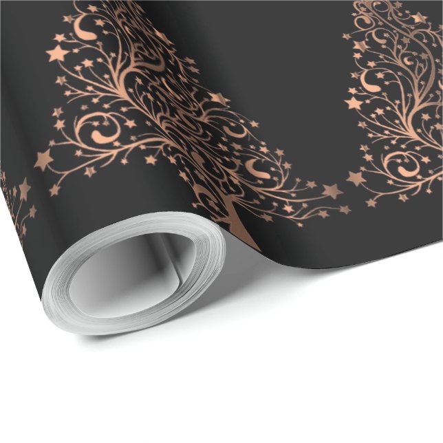 Weihnachtsbaum spielt schwarzes metallisches geschenkpapier (Rolleneckpunkt)