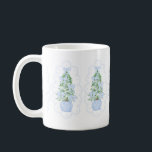 Weihnachtsbaum-Tasse im Grandmillenniveau Kaffeetasse<br><div class="desc">Niedliche Weihnachtsbaum-Tasse mit Gingham Bows & Polka Dotframes. Das ist ein niedliches Weihnachtsgeschenk für den Grosstausendjährigen!</div>