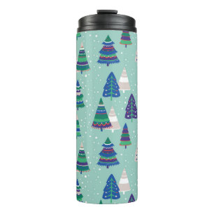 Weihnachtsbäume, blauer Hintergrund Thermosbecher