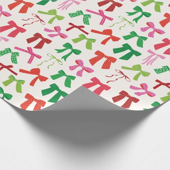 Weihnachtsbäume Rotes Grün Rosa auf Sahne Geschenkpapier (Ecke)