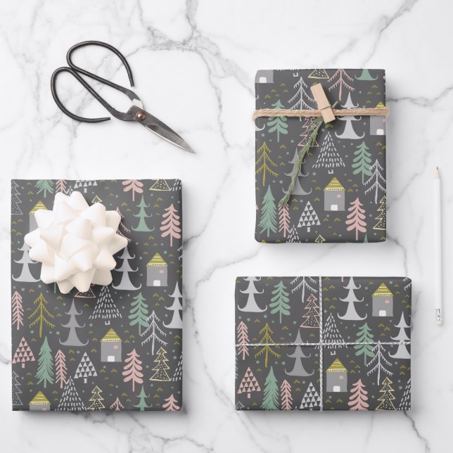Weihnachtsbäume und Häuser in Halbpension Rosa Gel Geschenkpapier Set (Vorderseite)