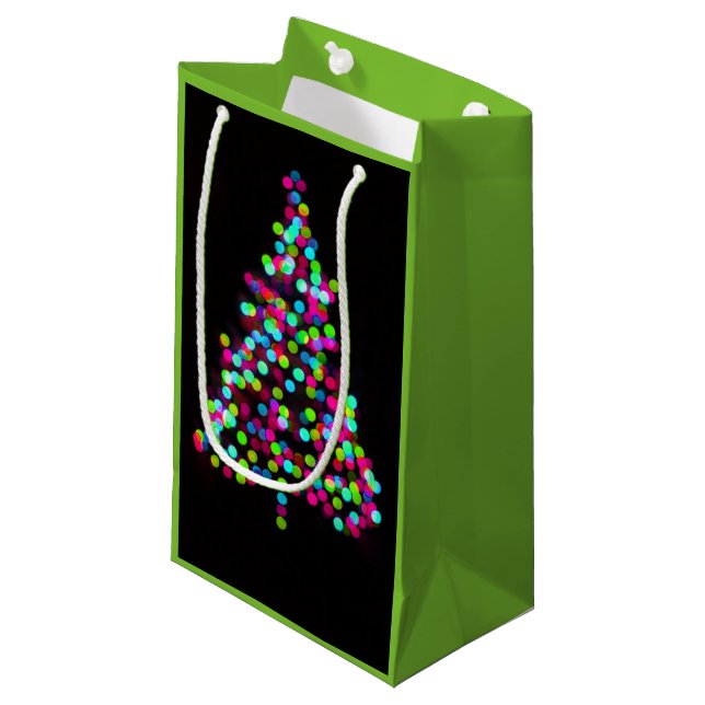 Weihnachtsbaumjuwelen auf Grün Kleine Geschenktüte (Vorderseite Schrägansicht)