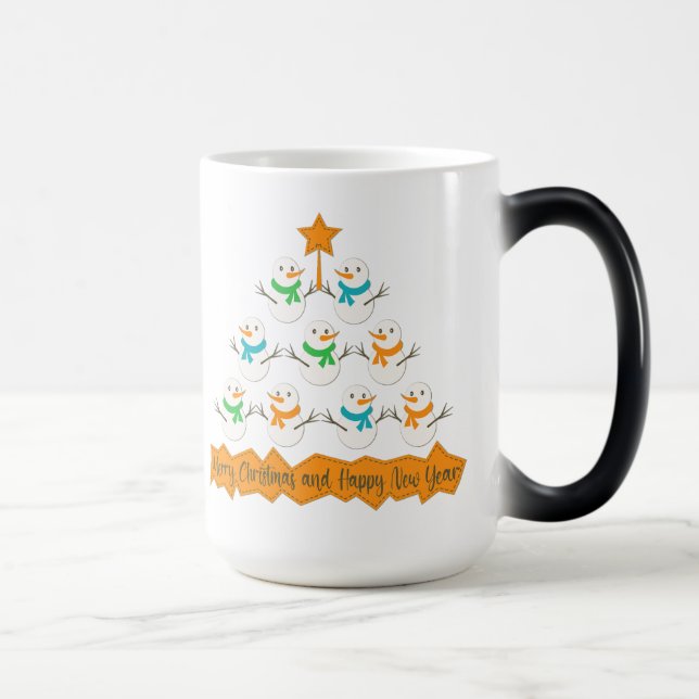 Weihnachtsbaumpyramide aus Weihnachtsschneemännern Verwandlungstasse (Rechts)
