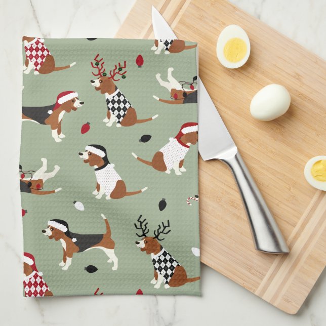 WeihnachtsBeagles Grünes Küchentuch (Viertel Falte)