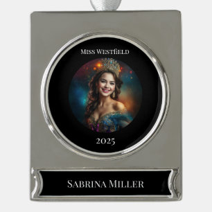 Weihnachtsdekoration für eine Schönheitskönigin Banner-Ornament Silber