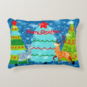 Weihnachtsdesign mit Bäumen, Hirsch und Schnee Dekokissen