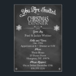 Weihnachtsessen Vintage Chalkboard Einladung<br><div class="desc">Lassen Sie Ihre Gäste zu einem besonderen Weihnachtsessen mit dieser Vintagen, schwarz-weißen Chalkboard-Einladung einladen. Mit diesem Retro, das Abendessen mit weißen Schneeflocken dekoriert mit traditionellen Schriftart, stilvollen Wirbel und Schnörkeln und Layout einen Schritt zurück in die Vergangenheit. Es sieht fast wie ein altmodisches Menü aus. Sie können Ihre personalisierten Informationen...</div>