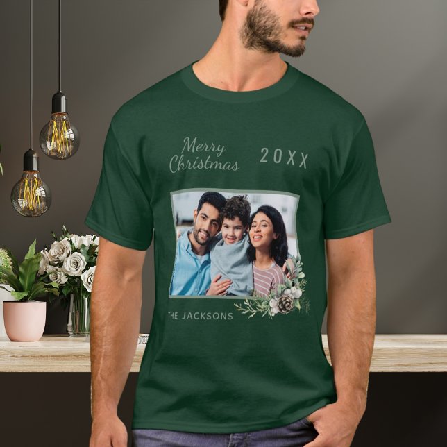 Weihnachtsfamilie Foto Kegel-Namen T-Shirt (Von Creator hochgeladen)