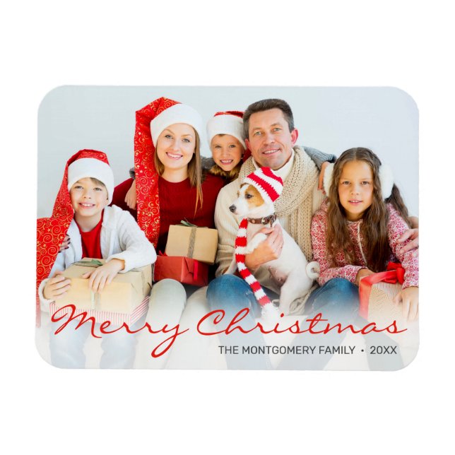 Weihnachtsfamilien Foto Red Monogram Minimalistisc Magnet (Horizontal)