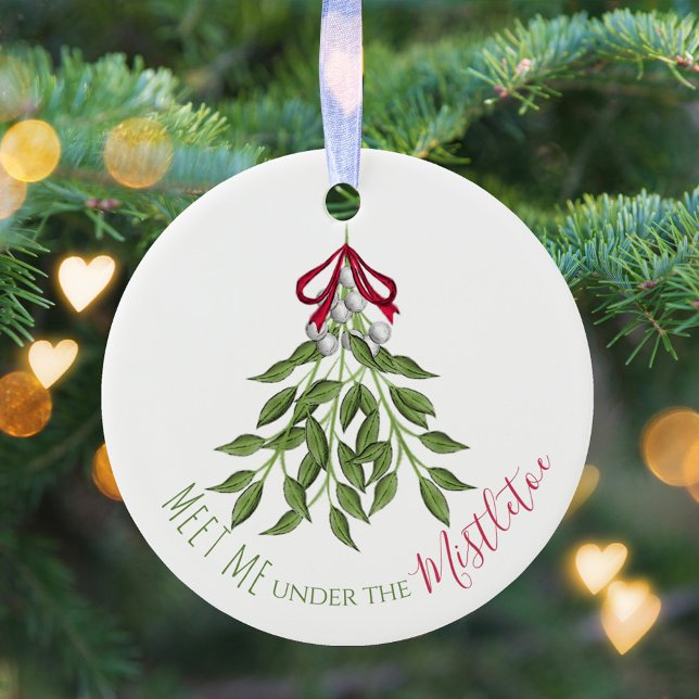 Weihnachtsfeiertag Merry Mistletoe Niedlich Whimsi Keramik Ornament (Merry Christmas mistletoe cute whimsical typography ornament.)