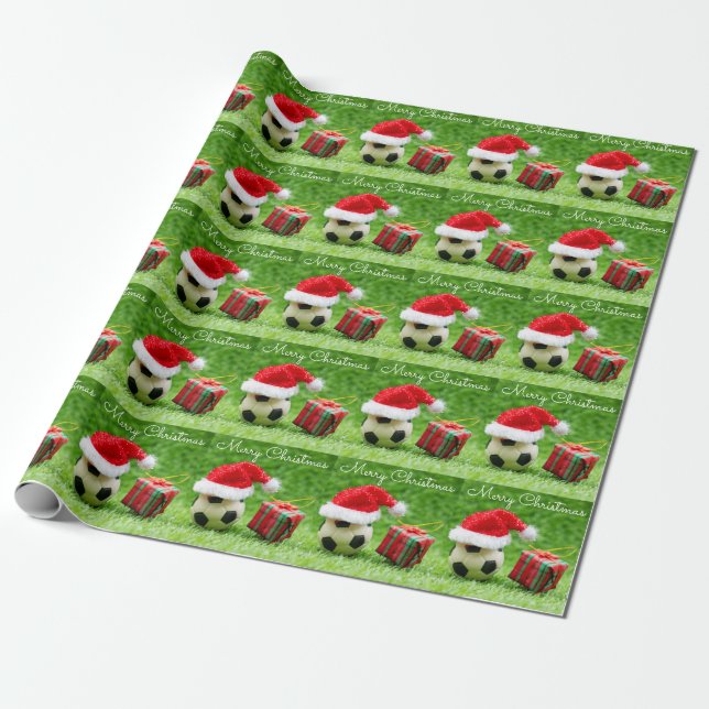 Weihnachtsfest im Fußball mit Weihnachtsmannmütze  Geschenkpapier (Ungerollt)