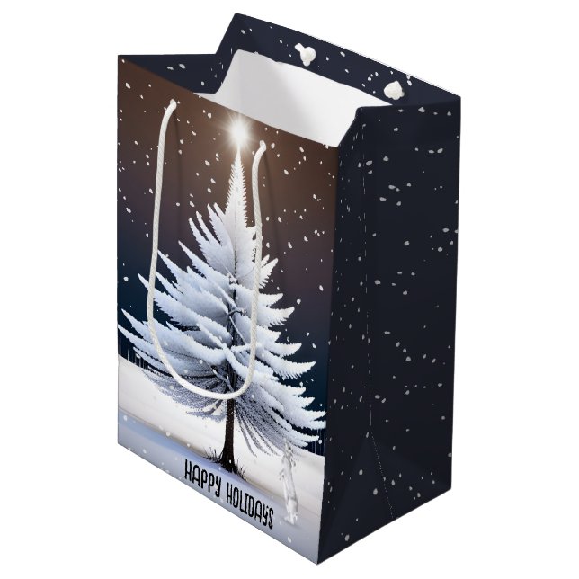 Weihnachtsfest mit weißem Kiefernbaum Mittlere Geschenktüte (Vorderseite Schrägansicht)