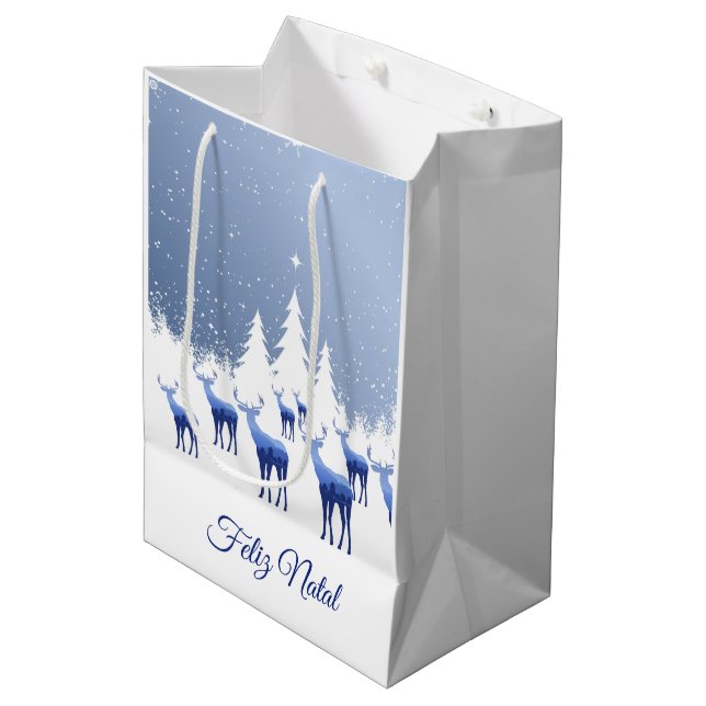 Weihnachtsgeschenk Beutel Blue Deer Feliz Natal Mittlere Geschenktüte (Vorderseite Schrägansicht)