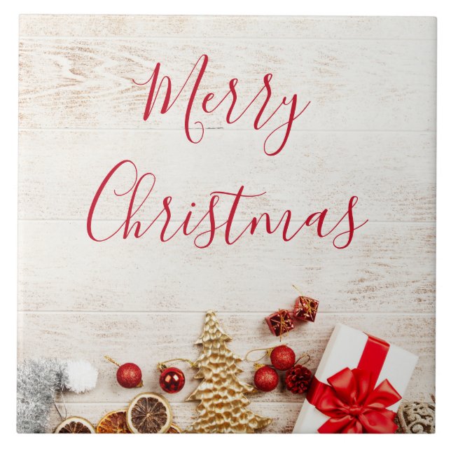 Weihnachtsgeschenkartikel auf einem rustikalen Hol Fliese (Vorderseite)