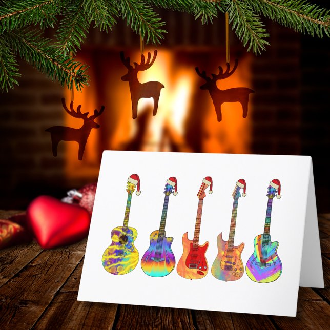 Weihnachtsgitarren Funky Psychedelic Funny Festive Feiertagskarte (Christmas guitars wearing santa hats music themed holiday greetings card)