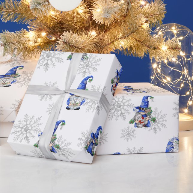 Weihnachtsgnomen und Schneeflocken Geschenkpapier (Feiertage)