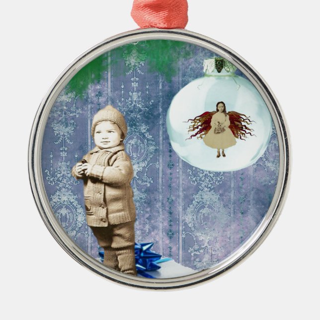 Weihnachtsjunge mit seinem Engel Ornament Aus Metall (Vorne)