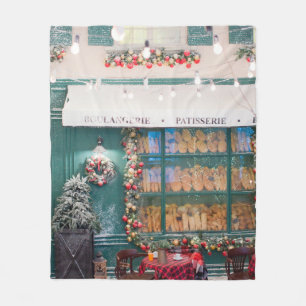 Weihnachtskaffee-Fassade mit Weihnachts-Deko Fleecedecke
