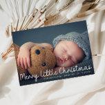 Weihnachtskarte Ankündigung<br><div class="desc">Das weiße Skriptdesign mit einem hübschen Foto für Neugeborene,  das Bild und die Textdetails dieser Karte können personalisiert sein.</div>